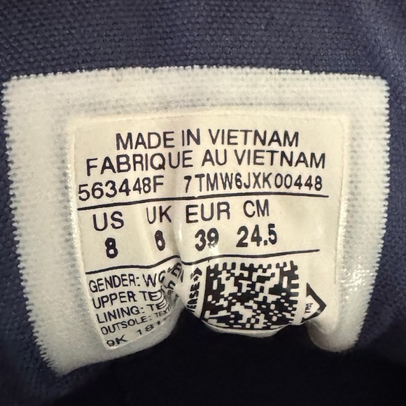 Converse Chuck Taylor All Star Mid-Top 563448F Blue Denim Pink Star Womens Sz 8 - Picture 7 of 9